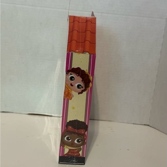 Disney Doorables Encanto 9 Exclusive Figures - Picture 4 of 8
